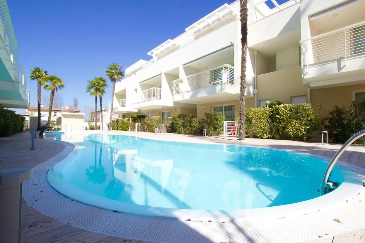 Wave Resort - Home Immobiliare Lido di Jesolo Apartment